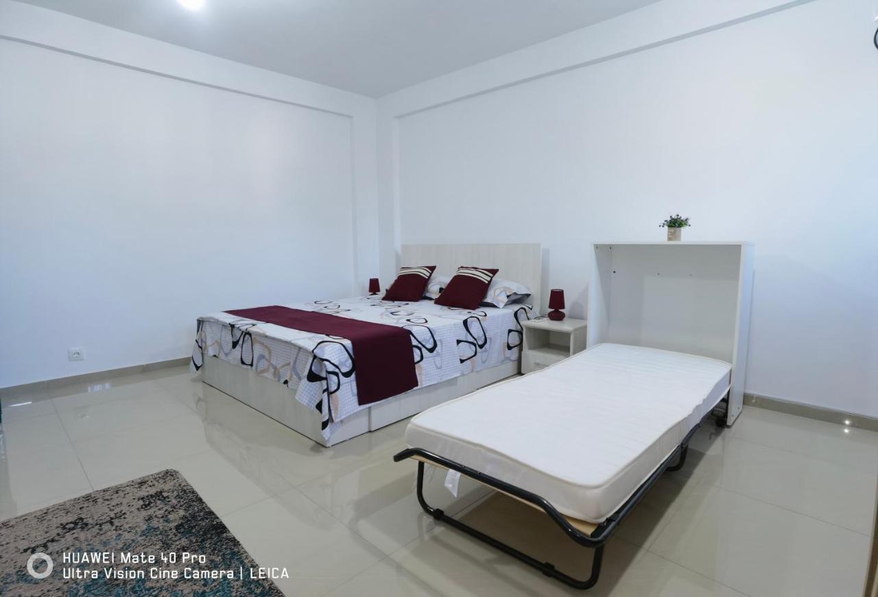 Apartamento Garsoniera de la mare Mangalia Exterior foto