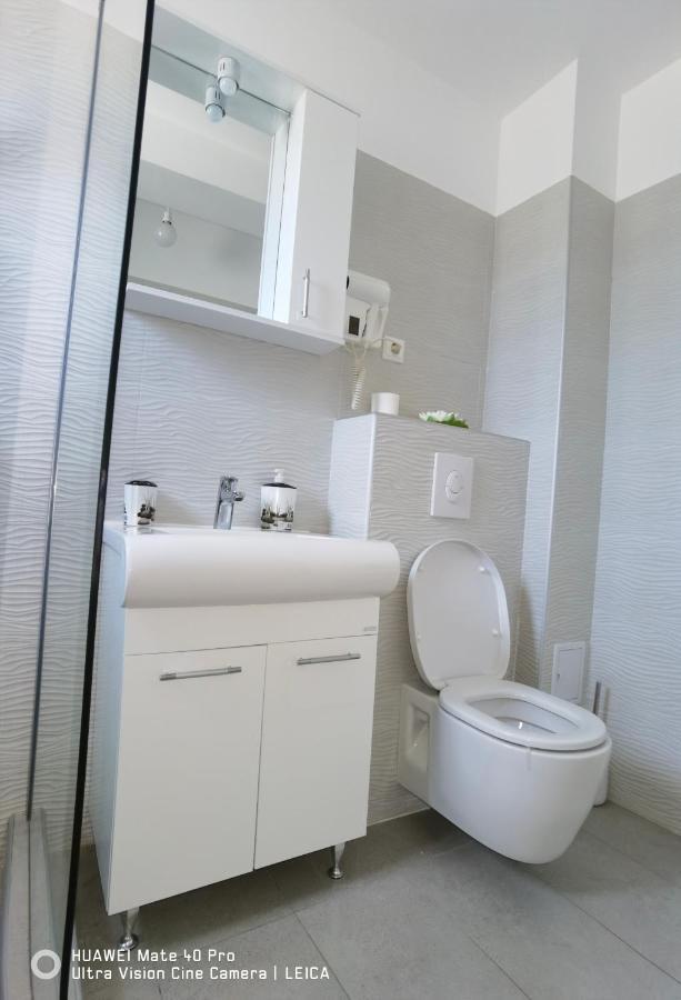 Apartamento Garsoniera de la mare Mangalia Exterior foto